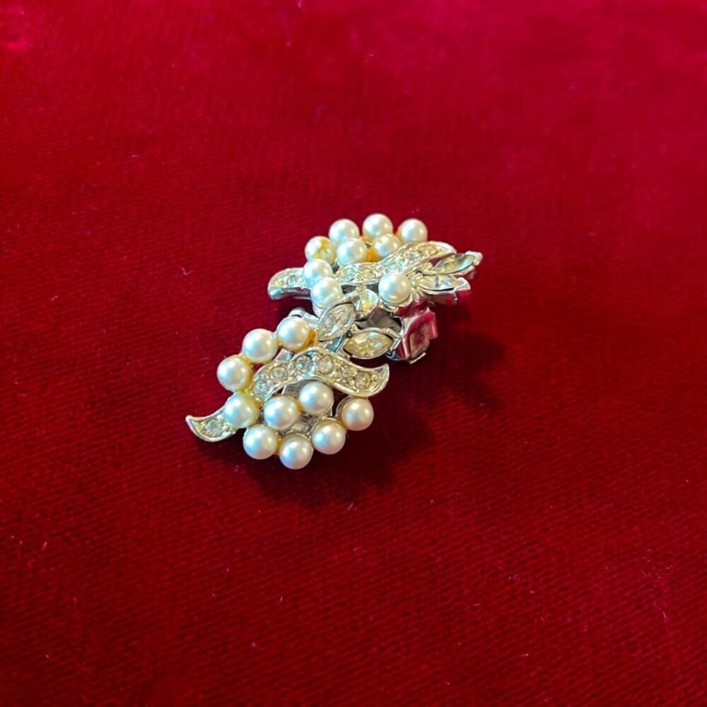 Vintage Marvella Clip On Earrings
